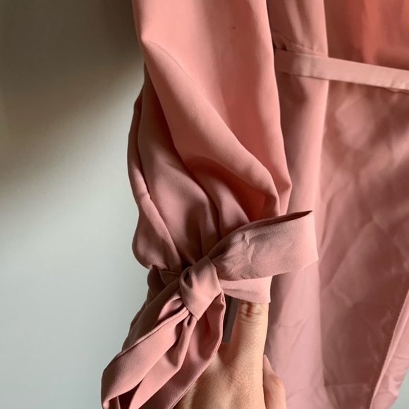 Topshop Blush Colored Long Sleeve Wrap Dress Sz 6 - Picture 3 of 9